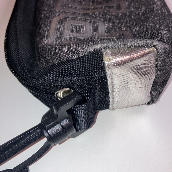 Pink Cosmetic Bag Preloved like new condition with metallic lettering - Picture 3 of 6